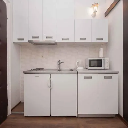 In Riviera 36947