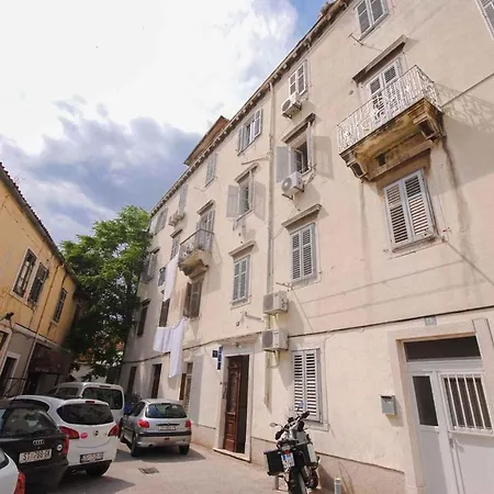 In Riviera 36947 Split